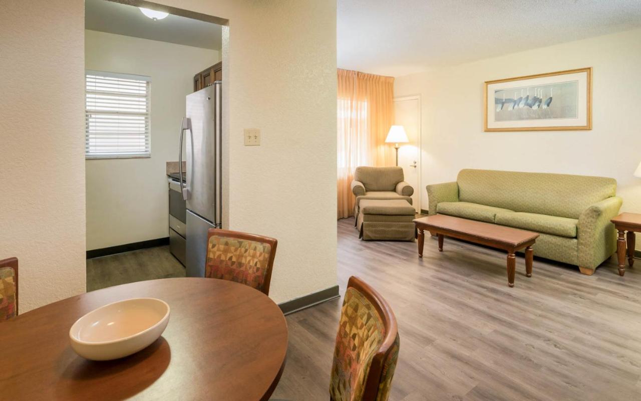 International Palms Oceanfront Resort Cocoa Beach