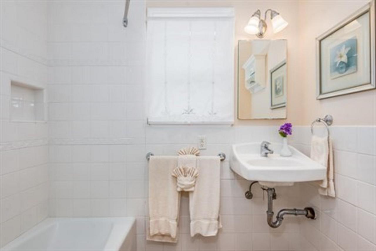 Queen Studio with Two Queen Beds at Beach House Inn