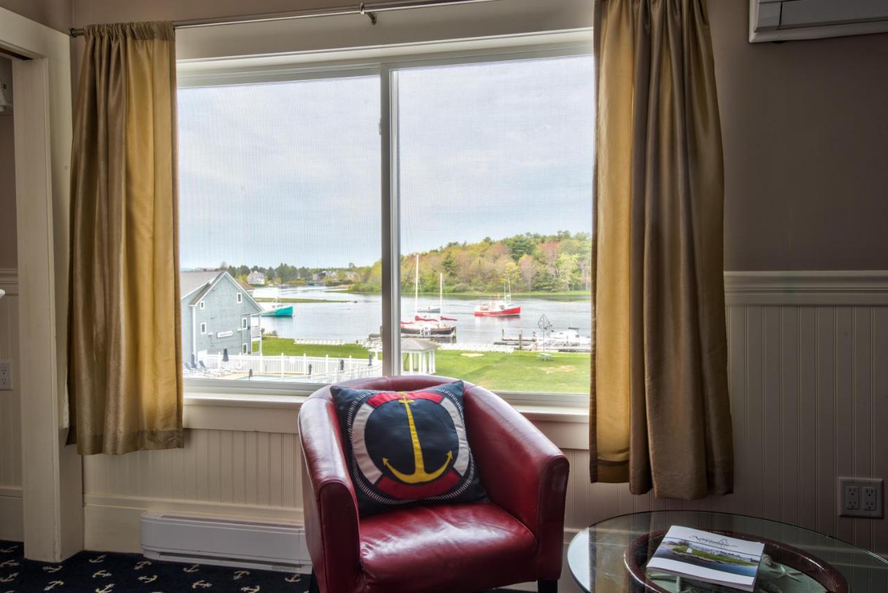 Family Double Room at Nonantum Resort