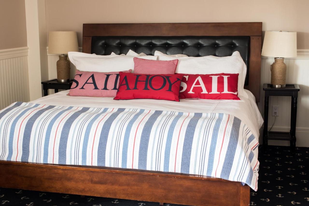 Family Double Room at Nonantum Resort
