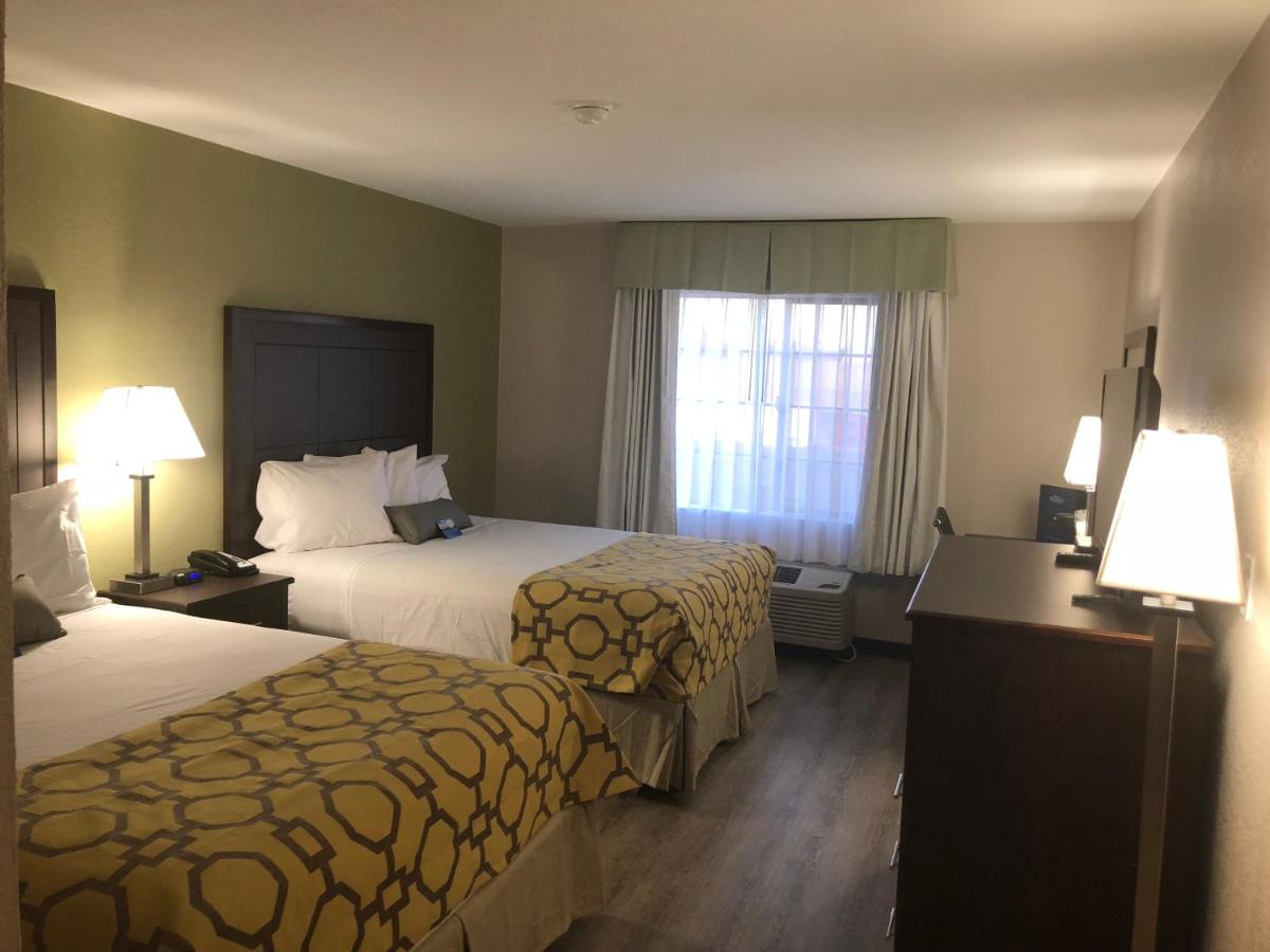 Queen Room with Two Queen Beds - Non-Smoking at Baymont by Wyndham Phoenix I-10 near 51st Ave