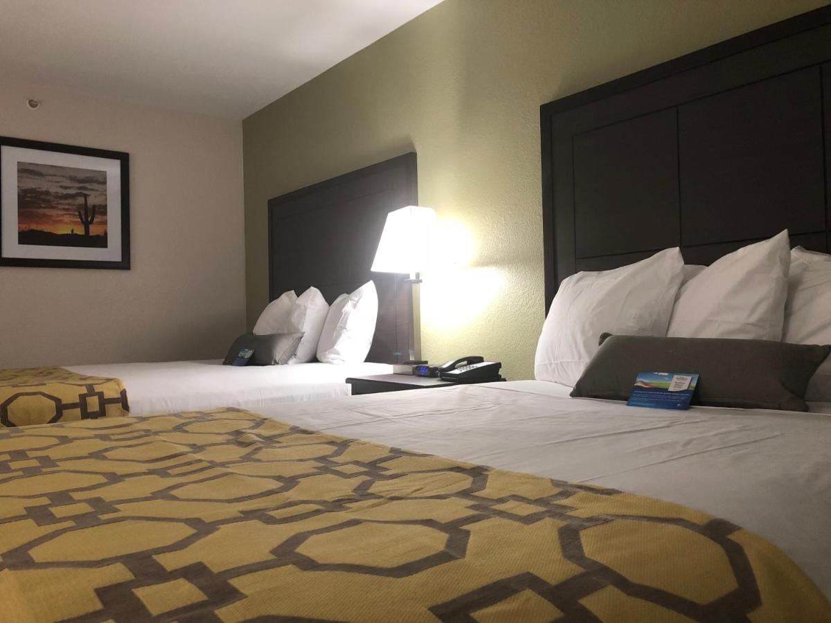 Queen Room with Two Queen Beds - Non-Smoking at Baymont by Wyndham Phoenix I-10 near 51st Ave