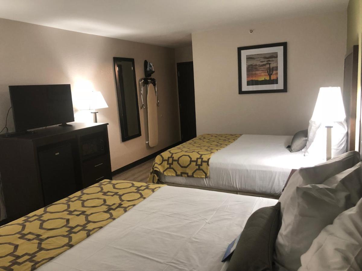 Queen Room with Two Queen Beds - Non-Smoking at Baymont by Wyndham Phoenix I-10 near 51st Ave
