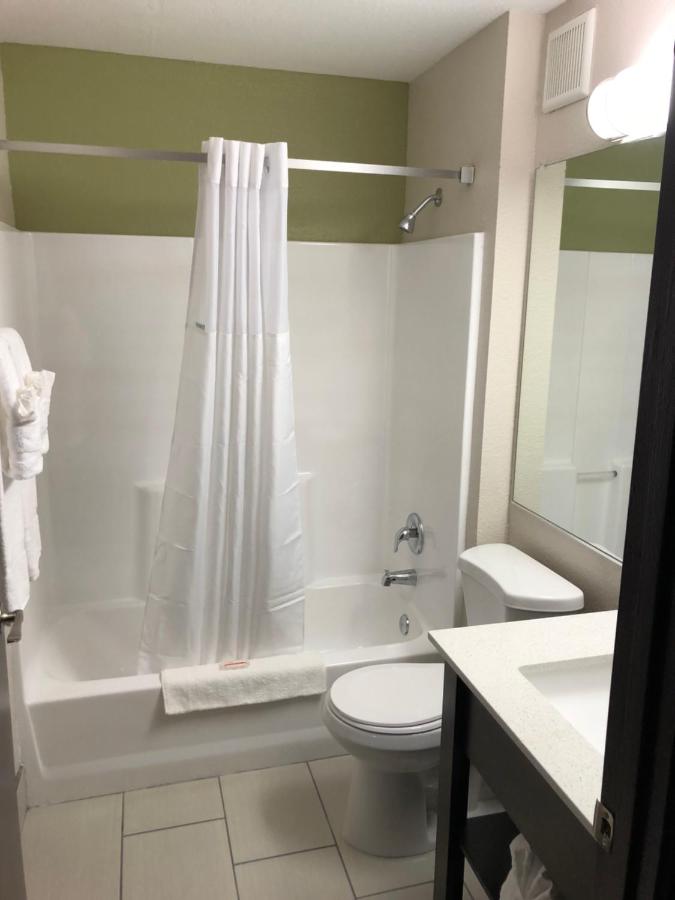 King Room - Non-Smoking at Baymont by Wyndham Phoenix I-10 near 51st Ave