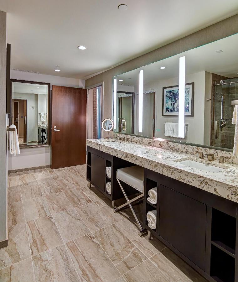 Suite at Mystic Lake Casino Hotel