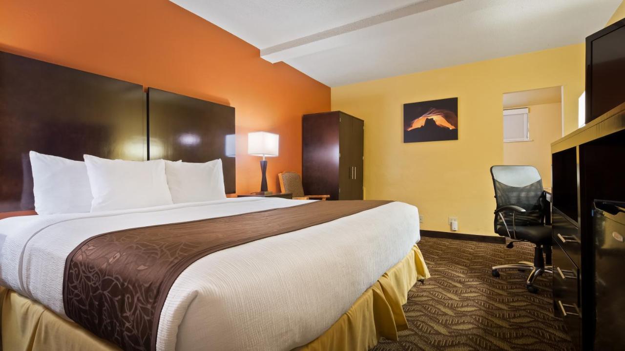 King Room - Non-Smoking at Best Western Durango Inn & Suites
