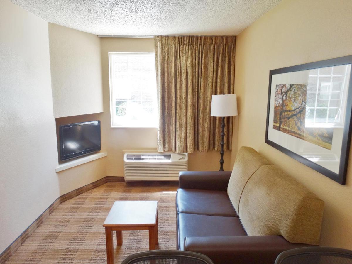 One Bedroom Suite with 1 Queen Bed - Non-Smoking at Extended Stay America Suites Phoenix Airport Tempe