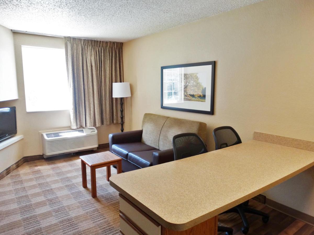 One Bedroom Suite with 1 Queen Bed - Non-Smoking at Extended Stay America Suites Phoenix Airport Tempe