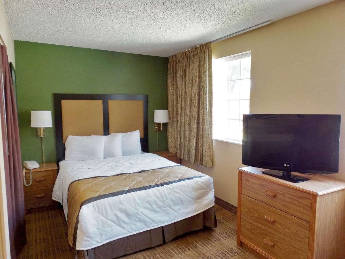 Deluxe Studio with 1 Queen Bed - Non-Smoking at Extended Stay America Suites Phoenix Airport Tempe