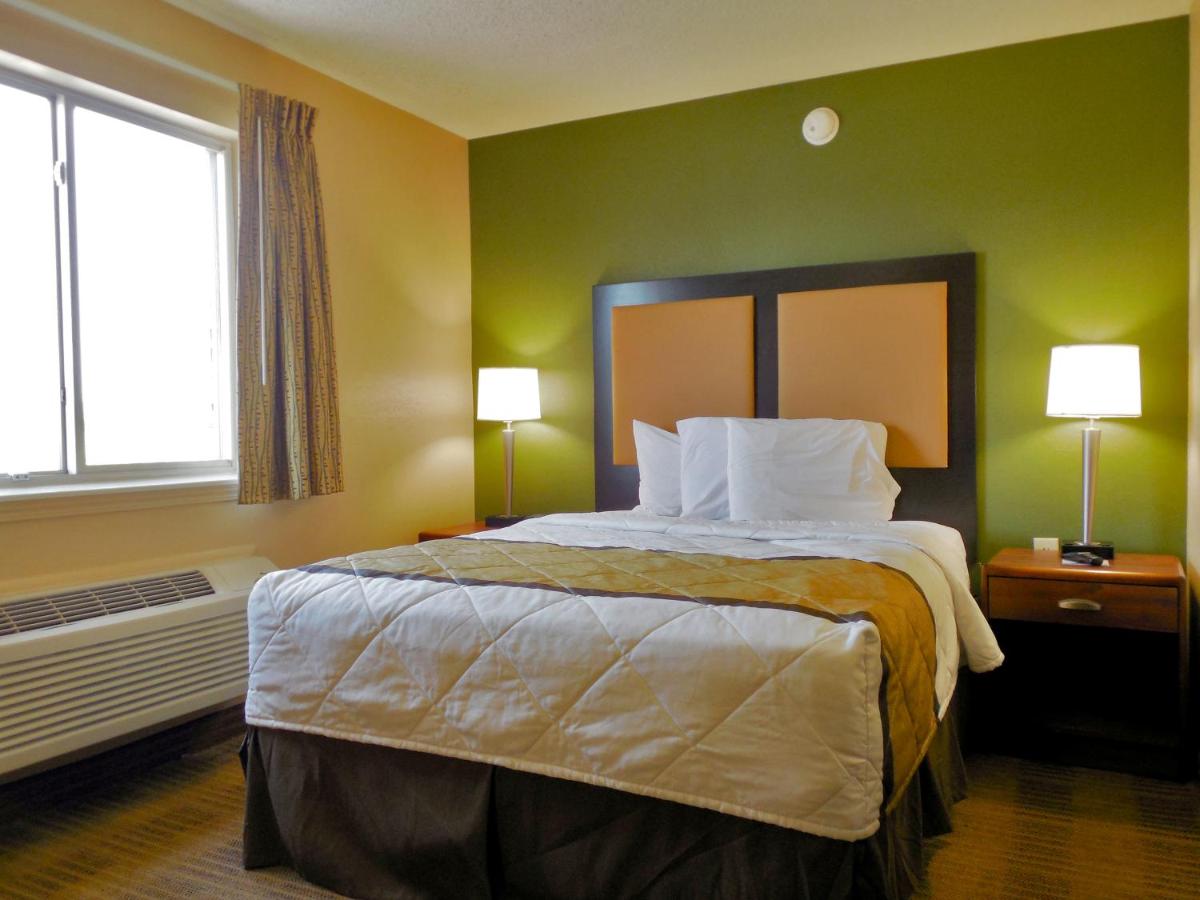 Room #51492111 at Suburban Studios Jackson North