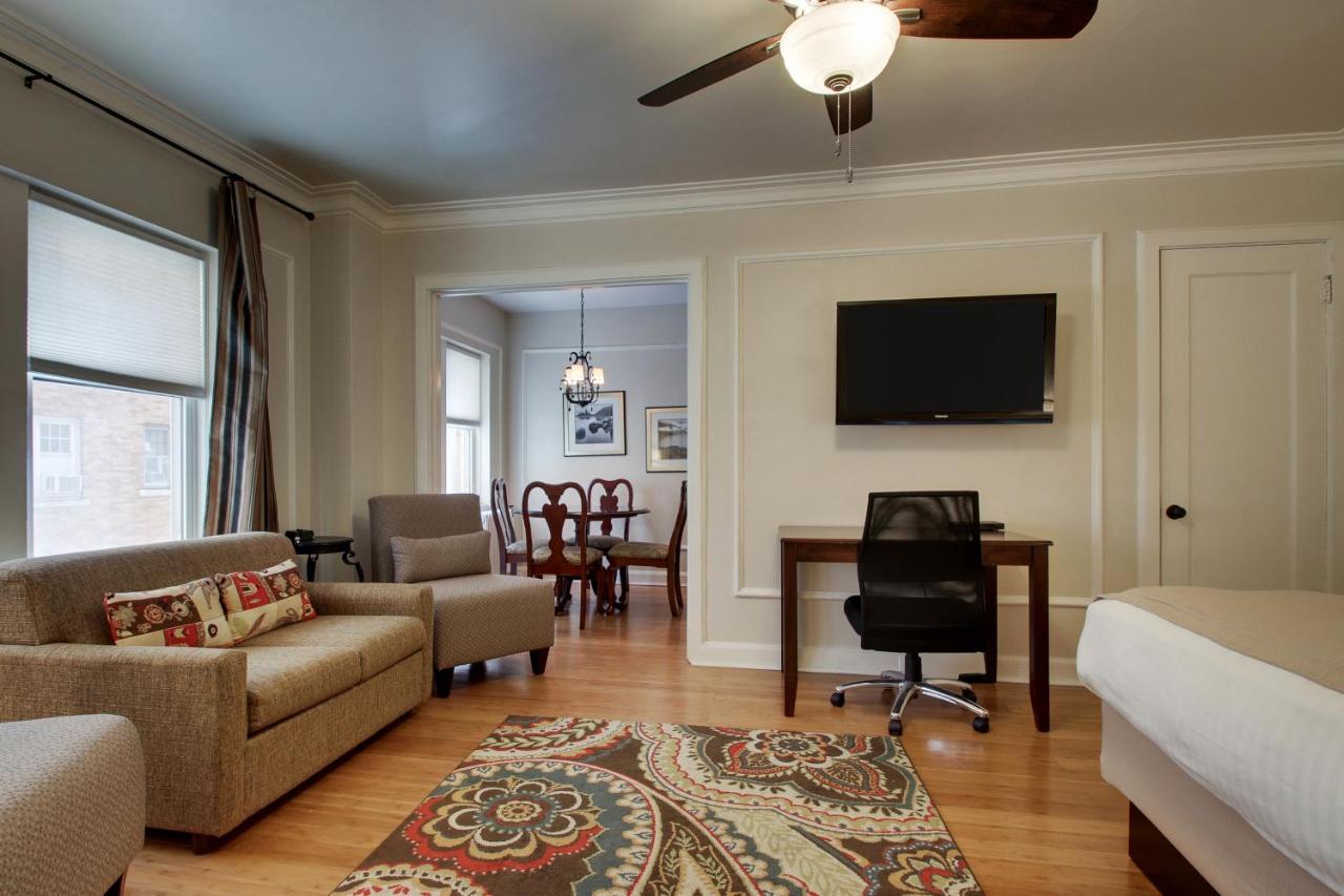 Junior Suite at The Knickerbocker on the Lake