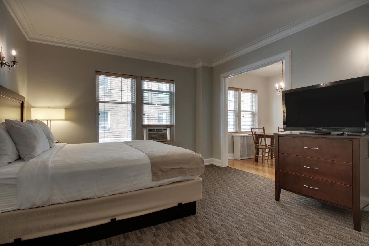 Junior Suite at The Knickerbocker on the Lake