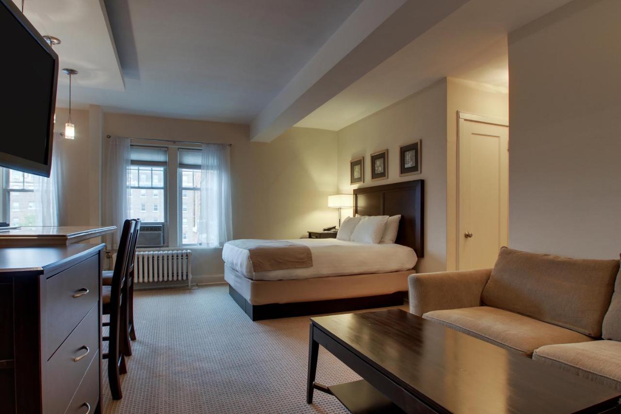 Junior Suite at The Knickerbocker on the Lake