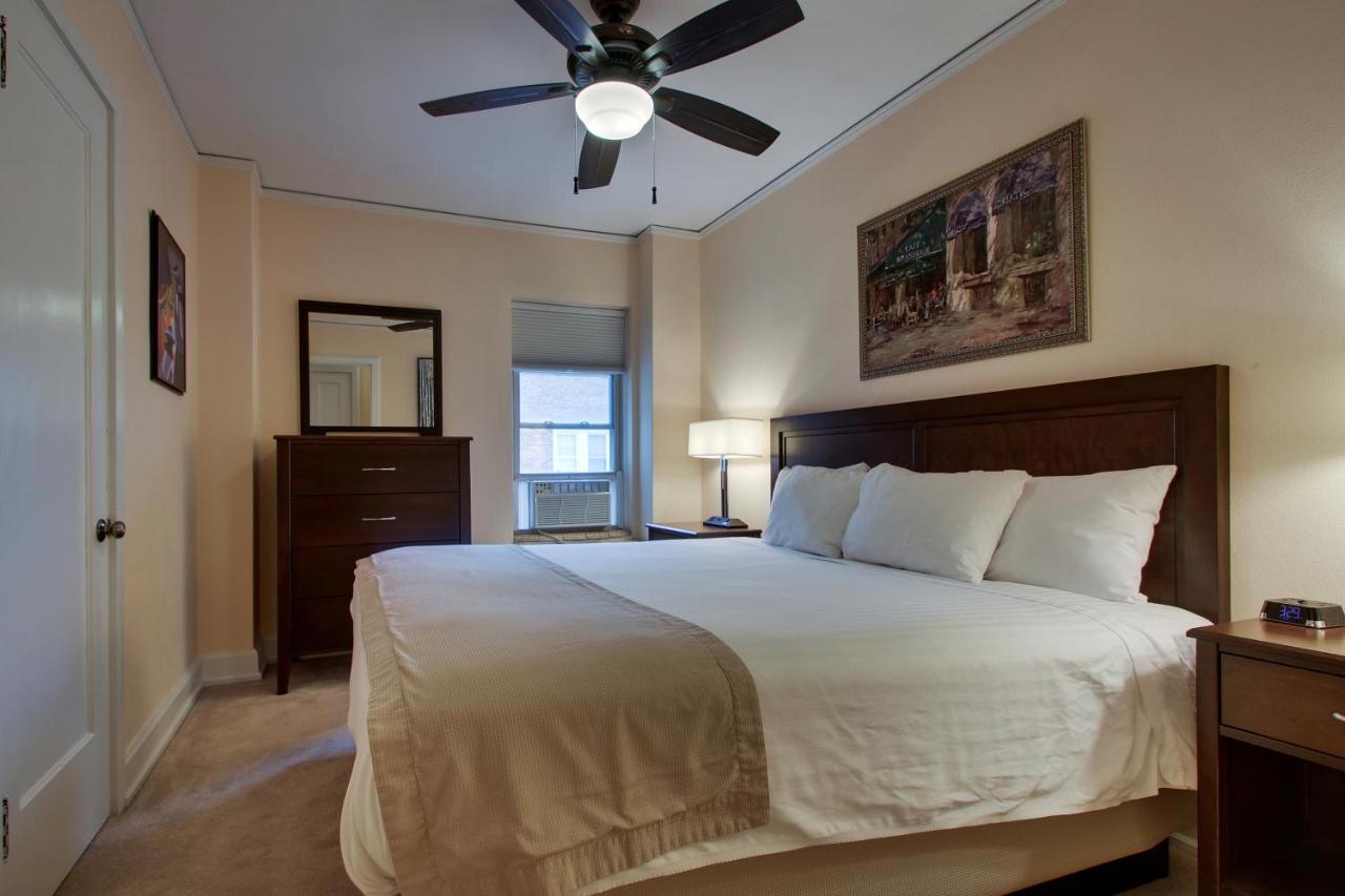 One-Bedroom Suite at The Knickerbocker on the Lake