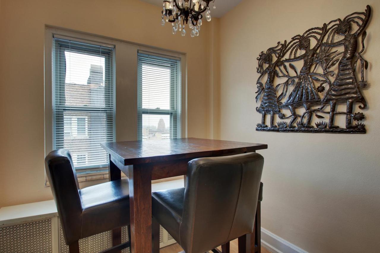One-Bedroom Suite at The Knickerbocker on the Lake