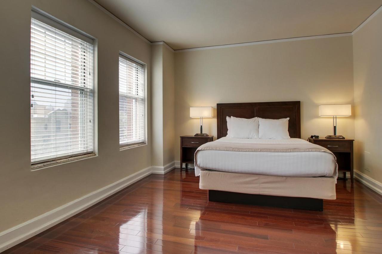 Two-Bedroom Suite at The Knickerbocker on the Lake
