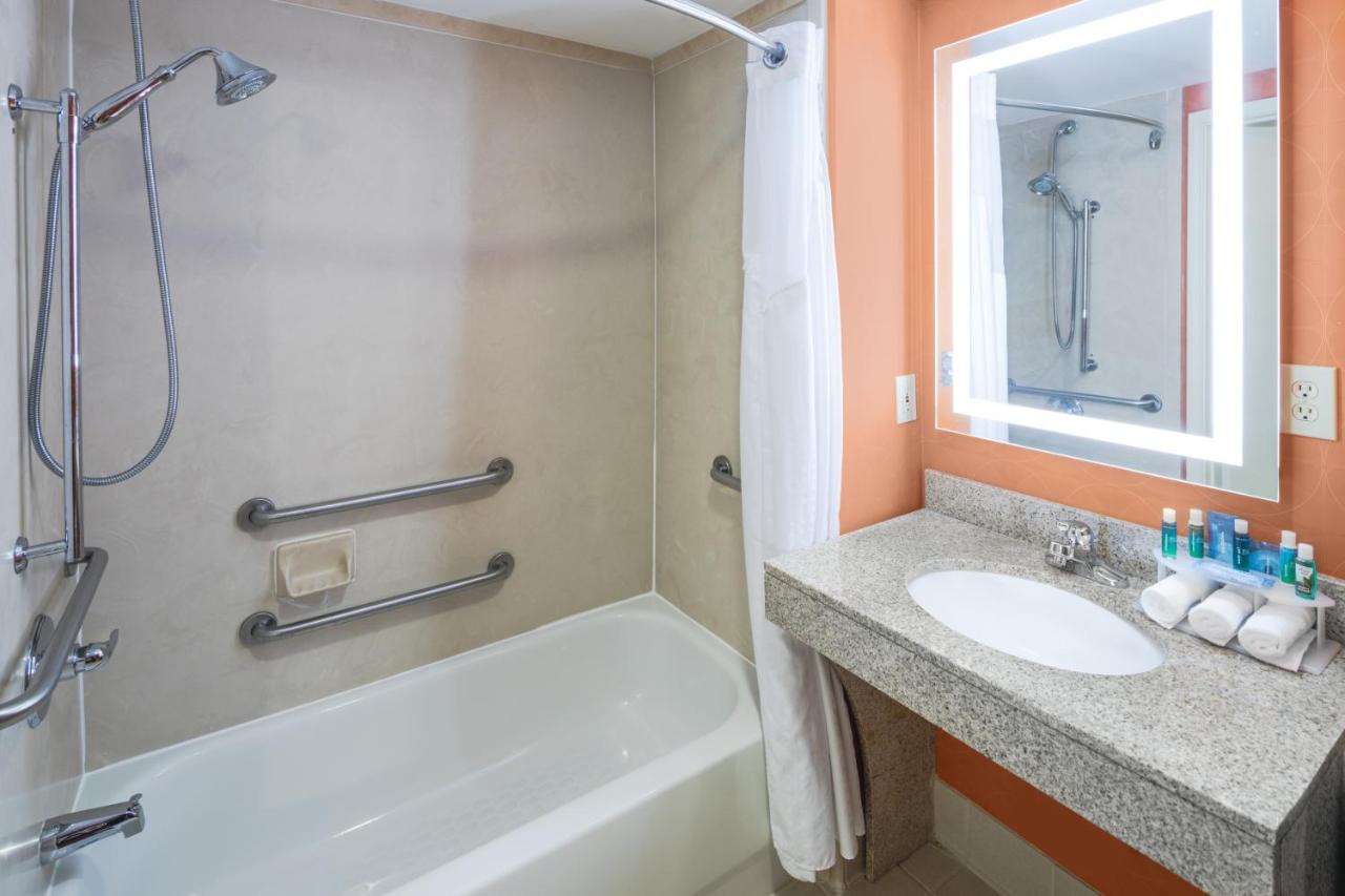 Two Queen Room - Mobility Access with Bathtub at Holiday Inn Express & Suites Atlanta NE - Duluth by IHG