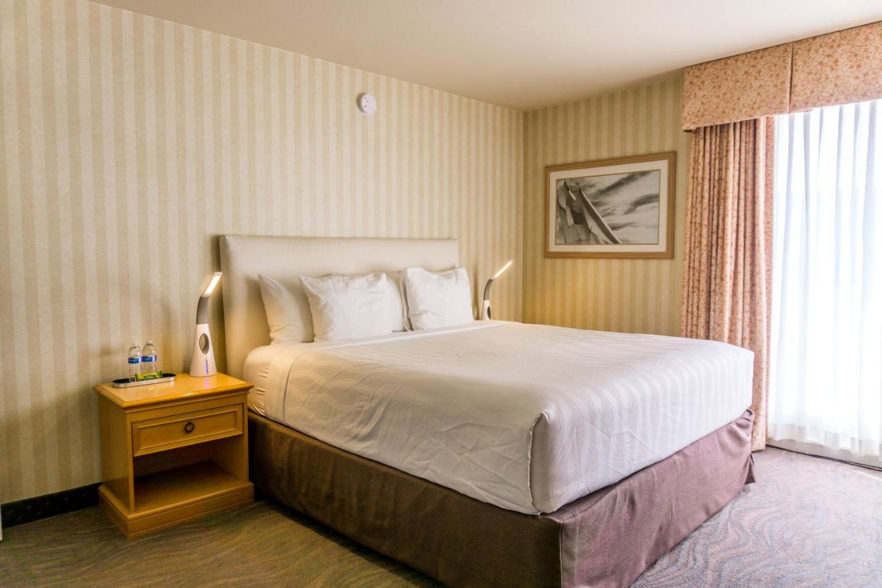 Penthouse Suite at Wharf Inn