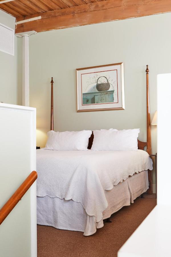 King Studio Suite with Kitchenette - Non-Smoking at The Historic Brookstown Inn, Trademark Collection by Wyndham