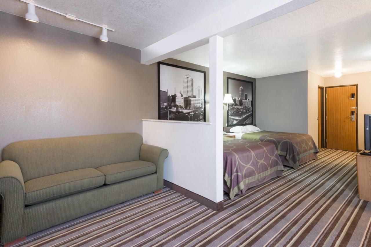 Studio Suite with Two Queen Beds - Non-Smoking at Super 8 by Wyndham Bernalillo