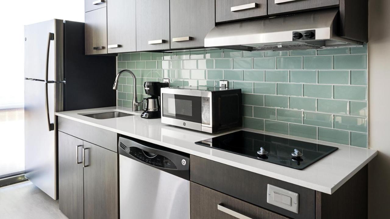 Deluxe King Suite at Hyatt House Jersey City