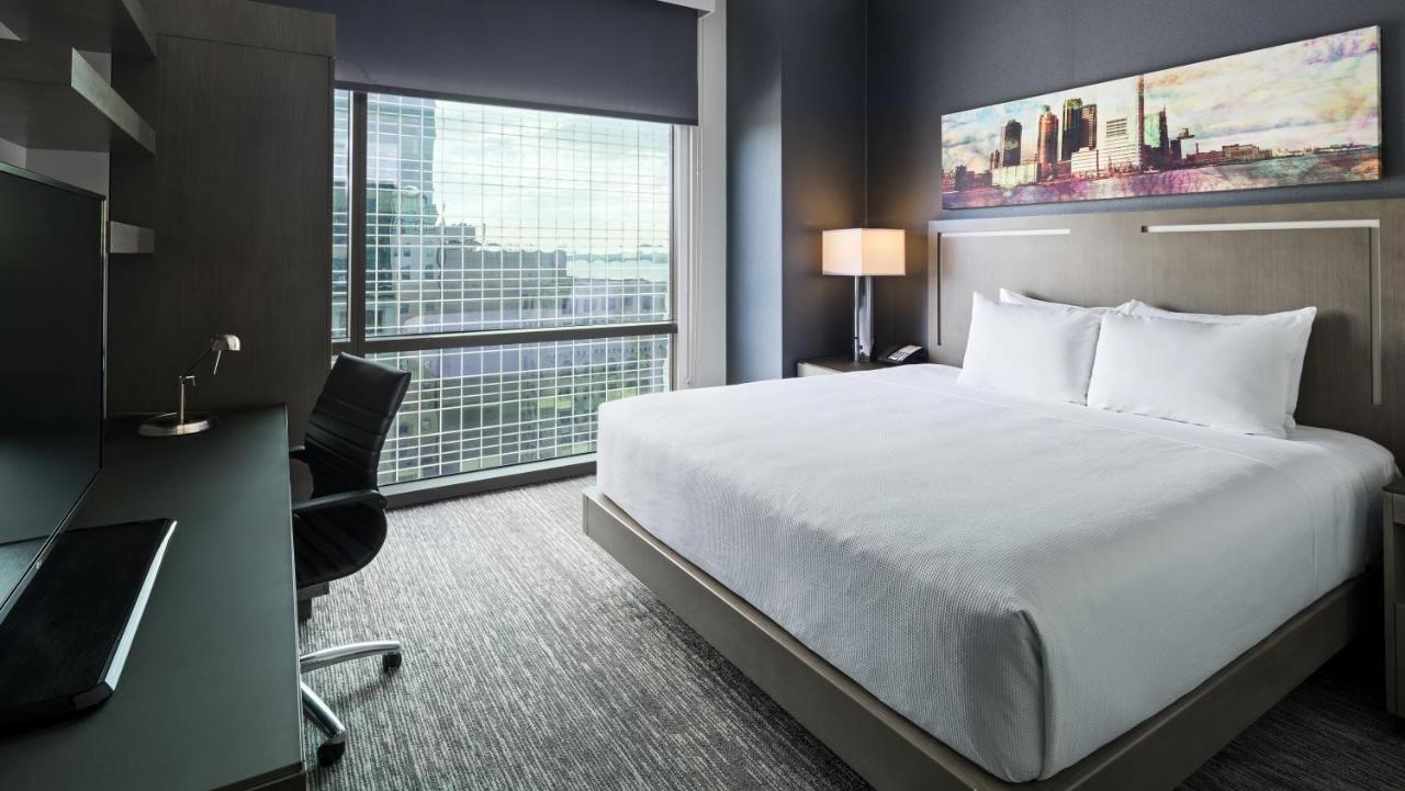 Deluxe King Room at Hyatt House Jersey City