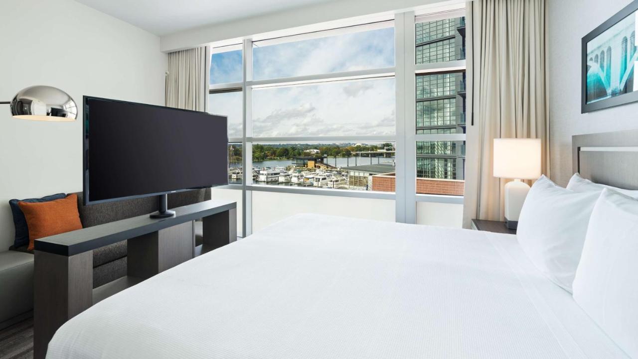 Superior King Room at Hyatt House Washington DC/The Wharf