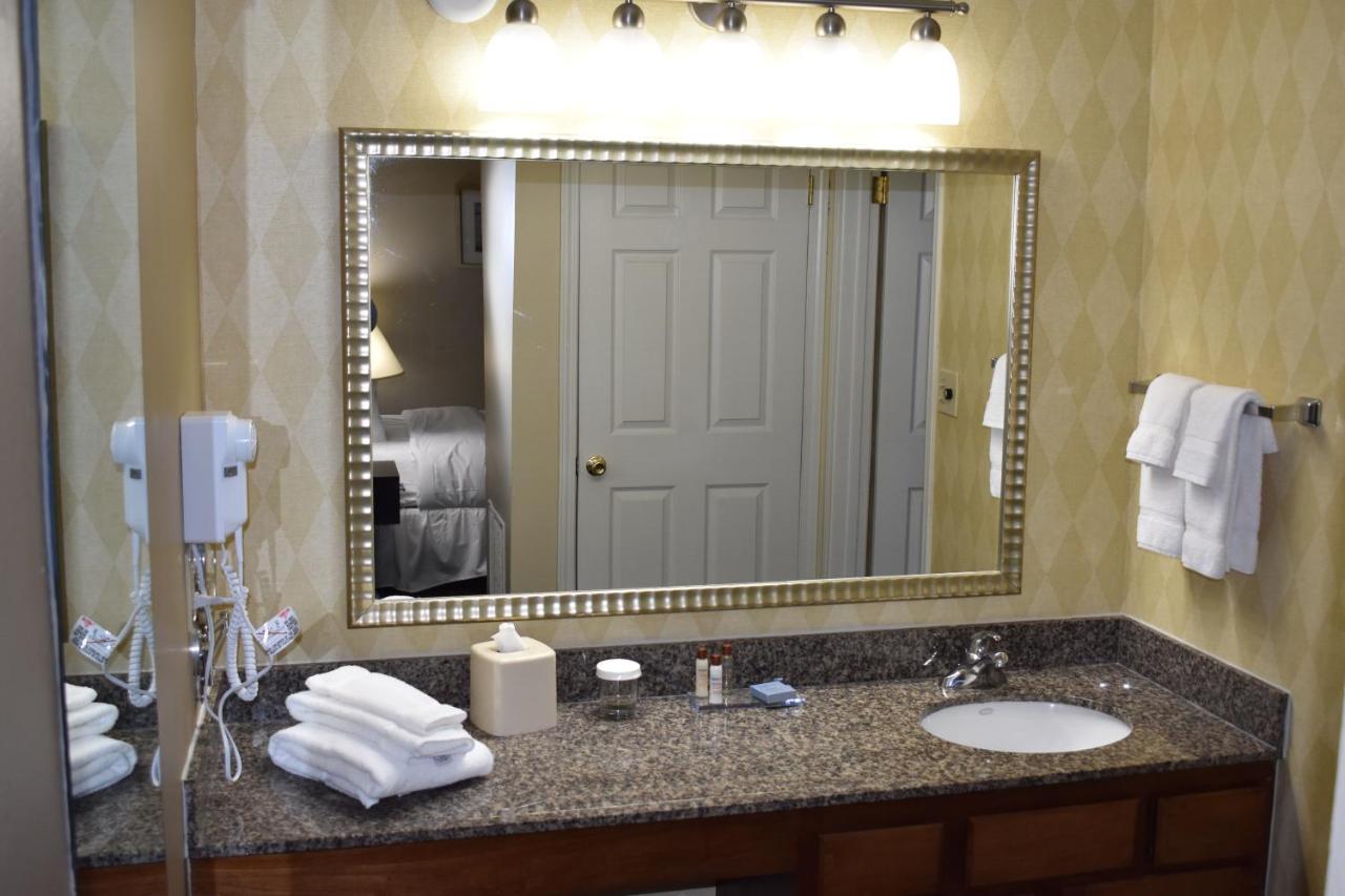 Queen Studio Suite - Mobility Access/Non-Smoking at Hawthorn Suites by Wyndham Miamisburg/Dayton Mall South