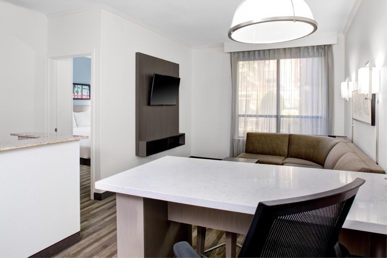 King Suite at HYATT house Dallas/Lincoln Park