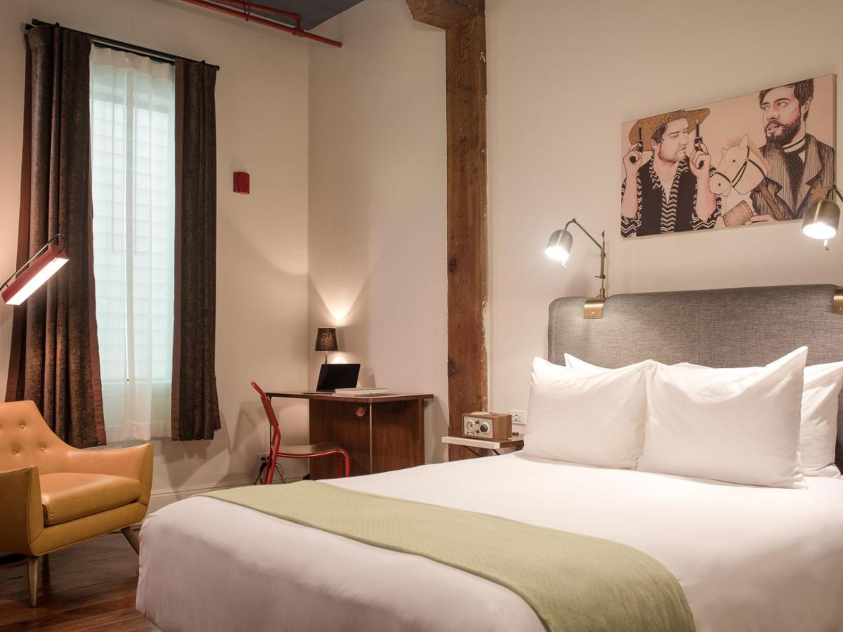 Deluxe Queen Room at The Old No. 77 Hotel & Chandlery
