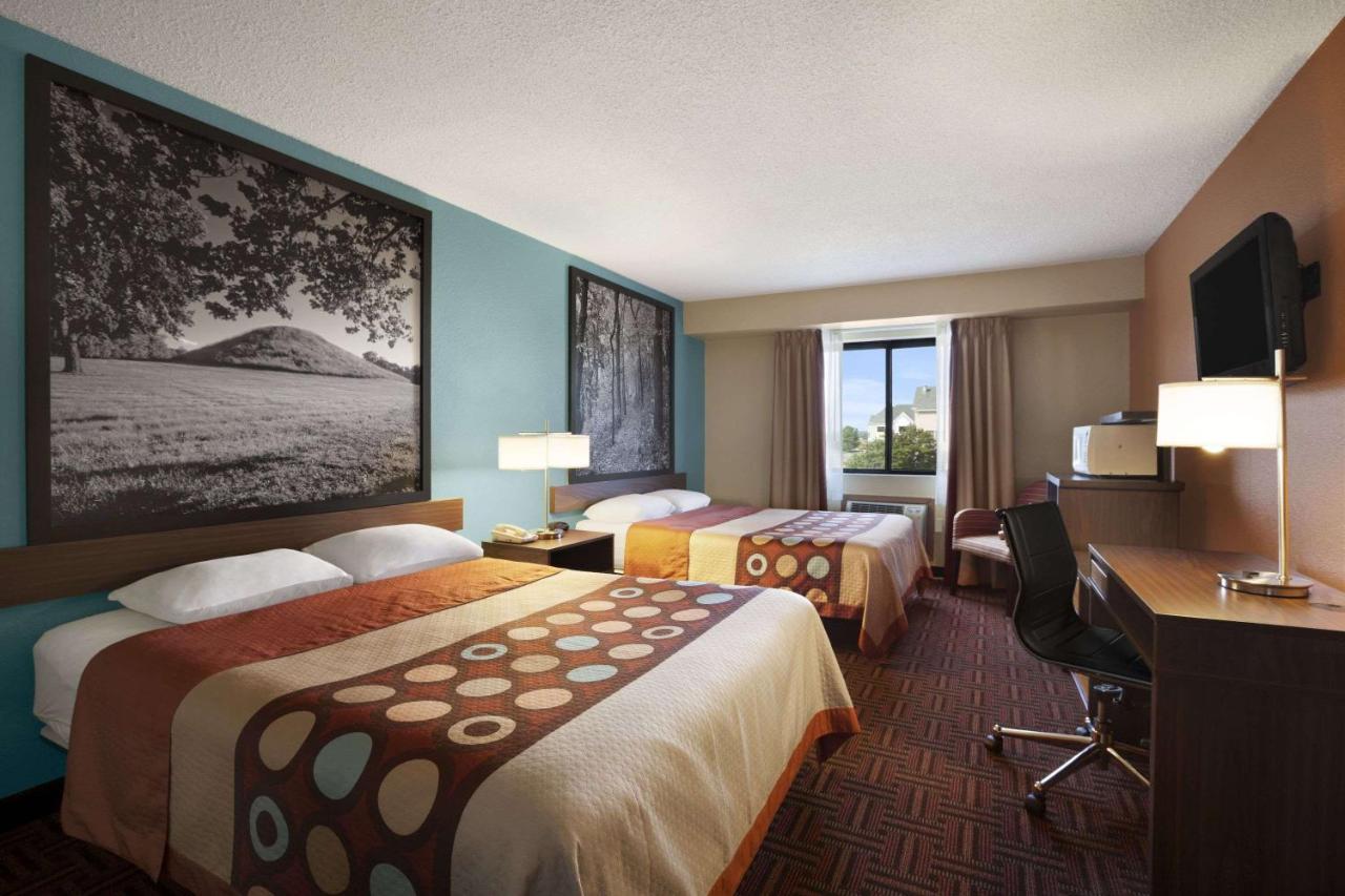 Queen Room with Two Queen Beds - Non-Smoking at Super 8 by Wyndham Collinsville St. Louis