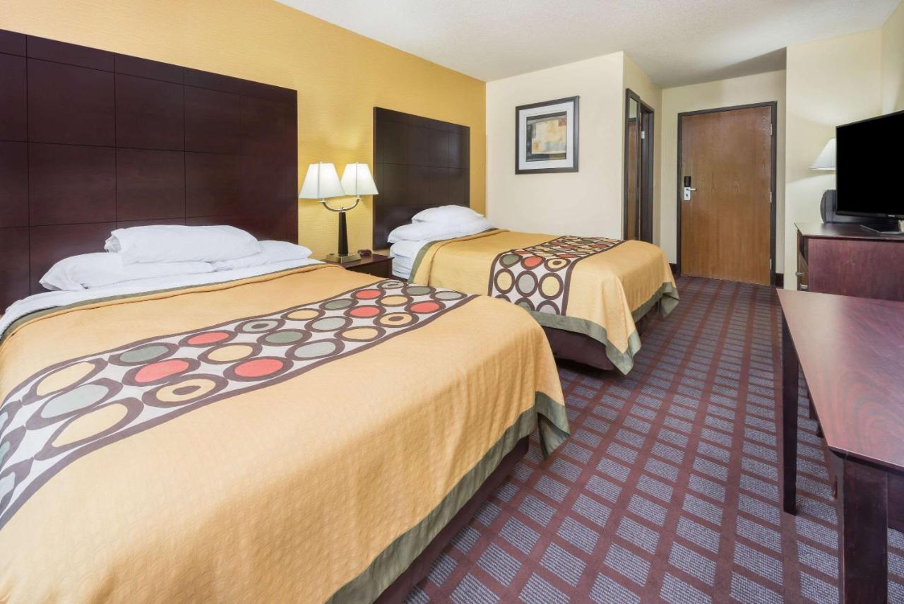 Queen Room with Two Queen Beds - Non-Smoking at Super 8 by Wyndham Bloomington