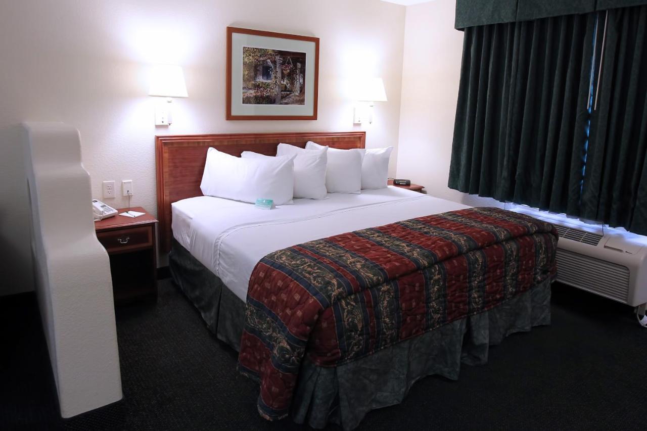 King Suite with Sofa Bed - Non-Smoking at Garden Place Suites