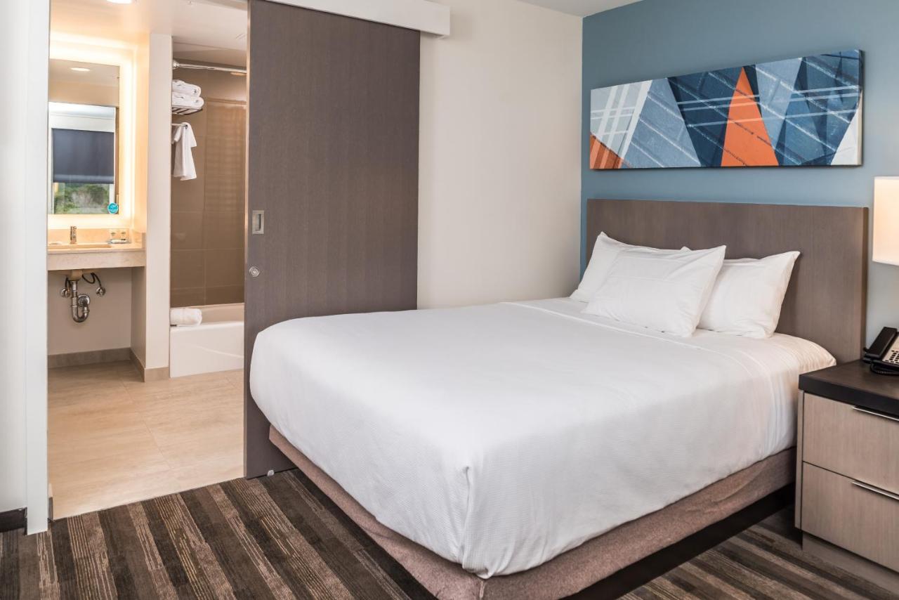 One-Bedroom Queen Suite with Two Queen Beds at Hyatt House Raleigh / RDU / Brier Creek