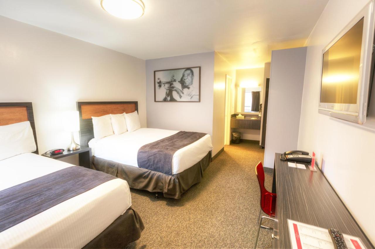 Double Room with Two Double Beds at Hotel Ruby