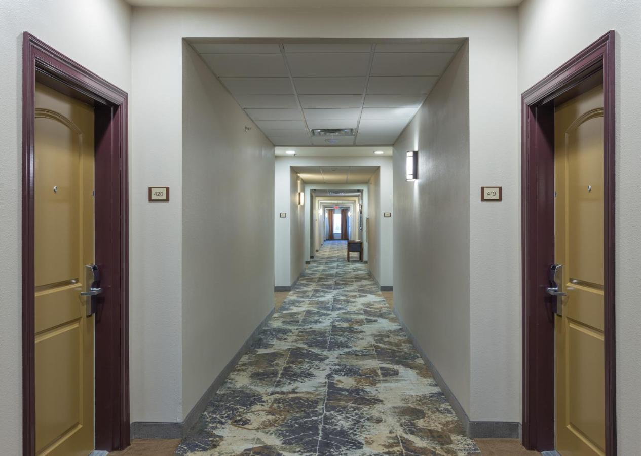 One-Bedroom King Suite with Kitchenette - Disability Access at Country Inn & Suites by Radisson, San Marcos, TX
