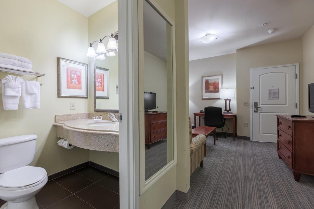 One-Bedroom King Suite with Kitchenette - Disability Access at Country Inn & Suites by Radisson, San Marcos, TX