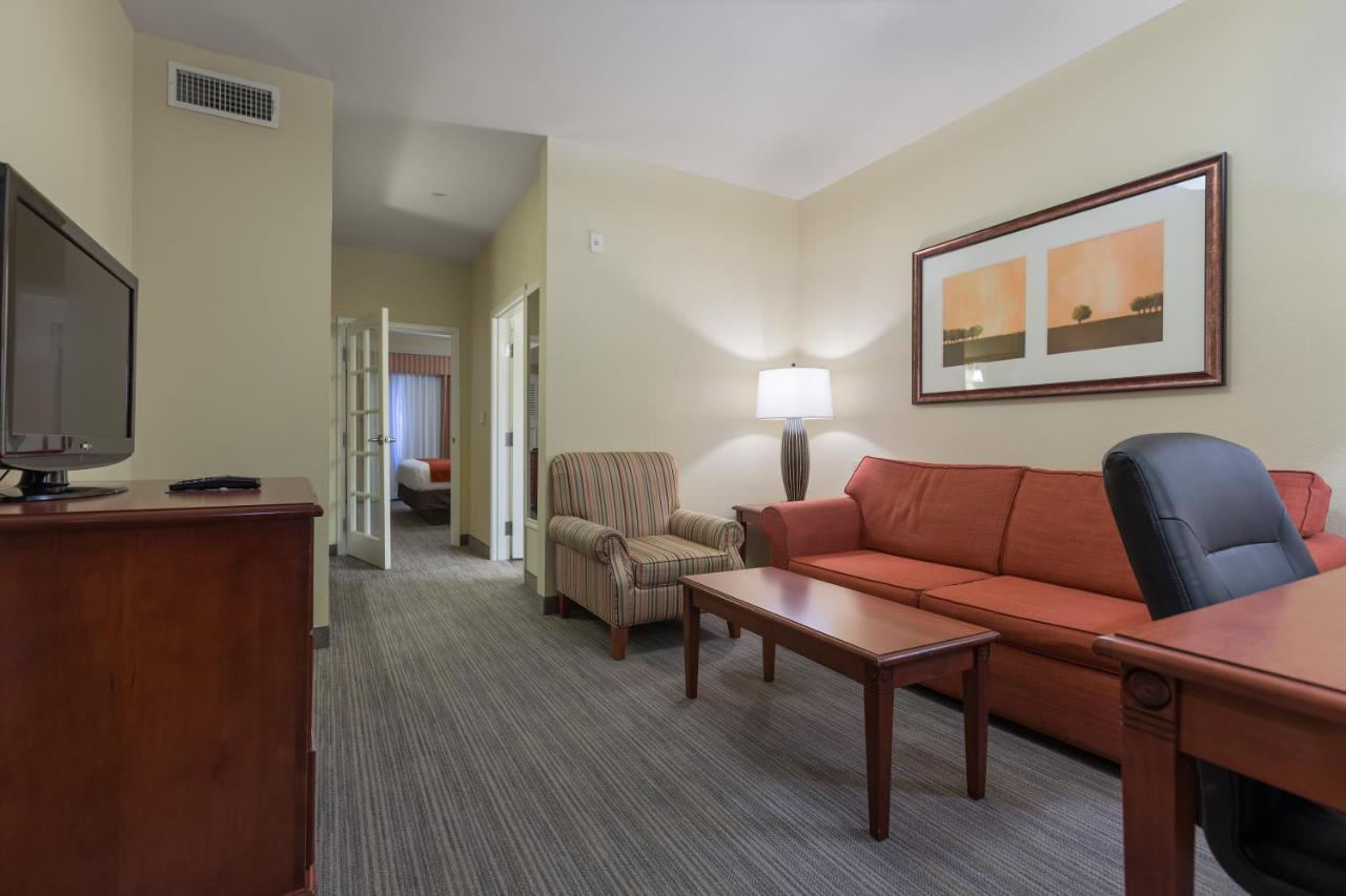 One-Bedroom King Suite with Kitchenette - Disability Access at Country Inn & Suites by Radisson, San Marcos, TX