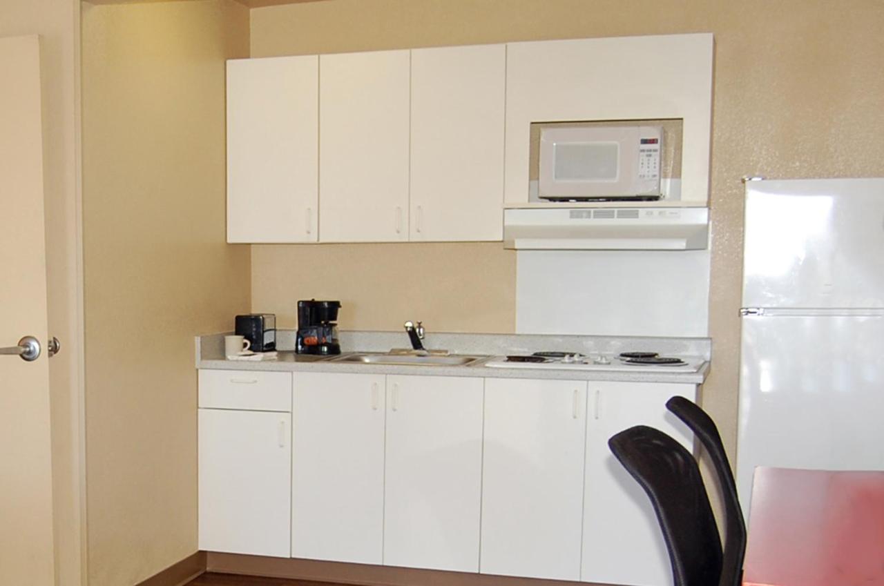 One Bedroom Suite - Non-Smoking at Extended Stay America Suites Las Vegas Valley View