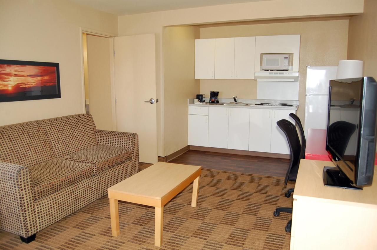 One Bedroom Suite - Non-Smoking at Extended Stay America Suites Las Vegas Valley View