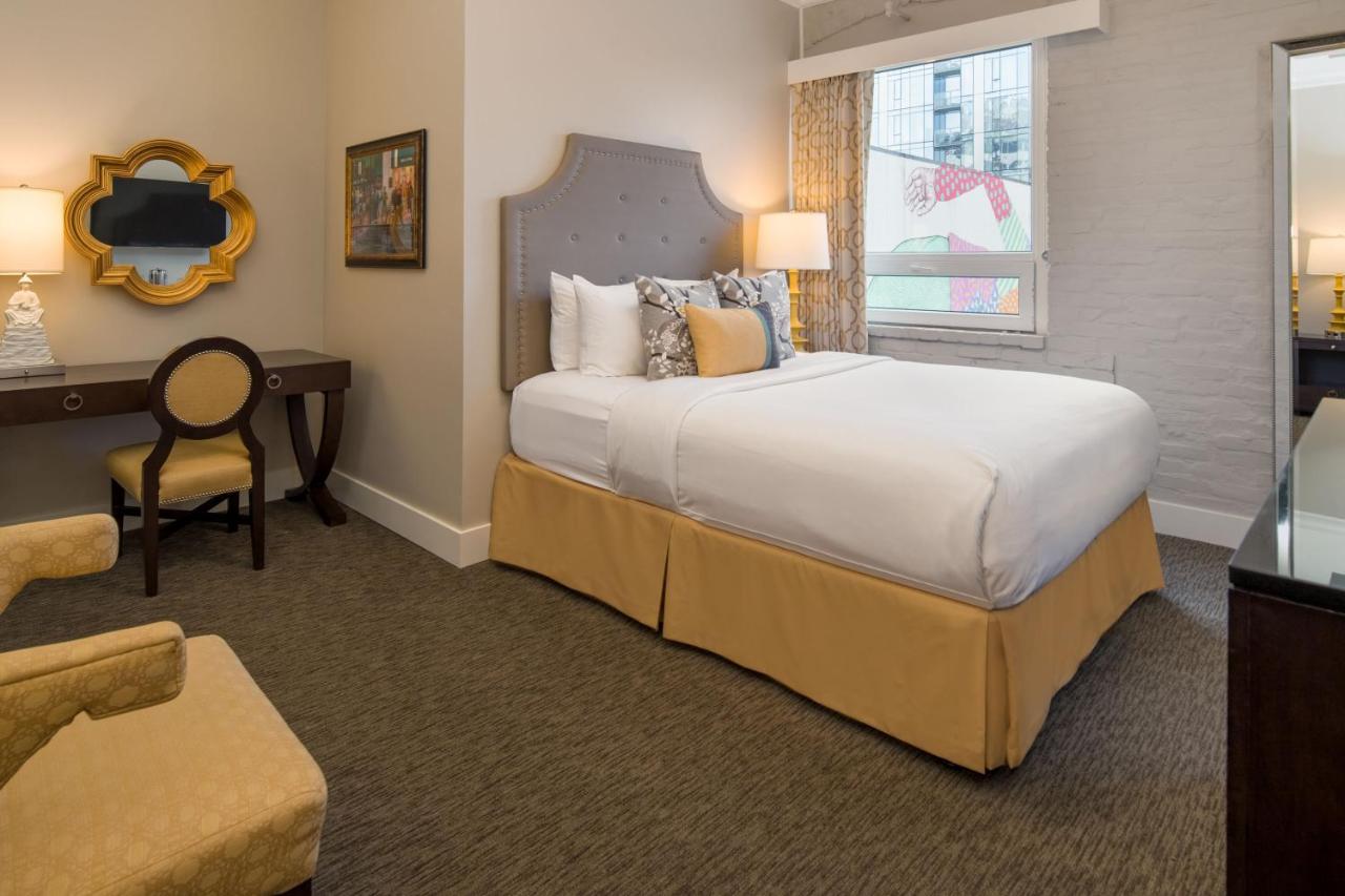 Standard Queen Room at Mark Spencer Hotel