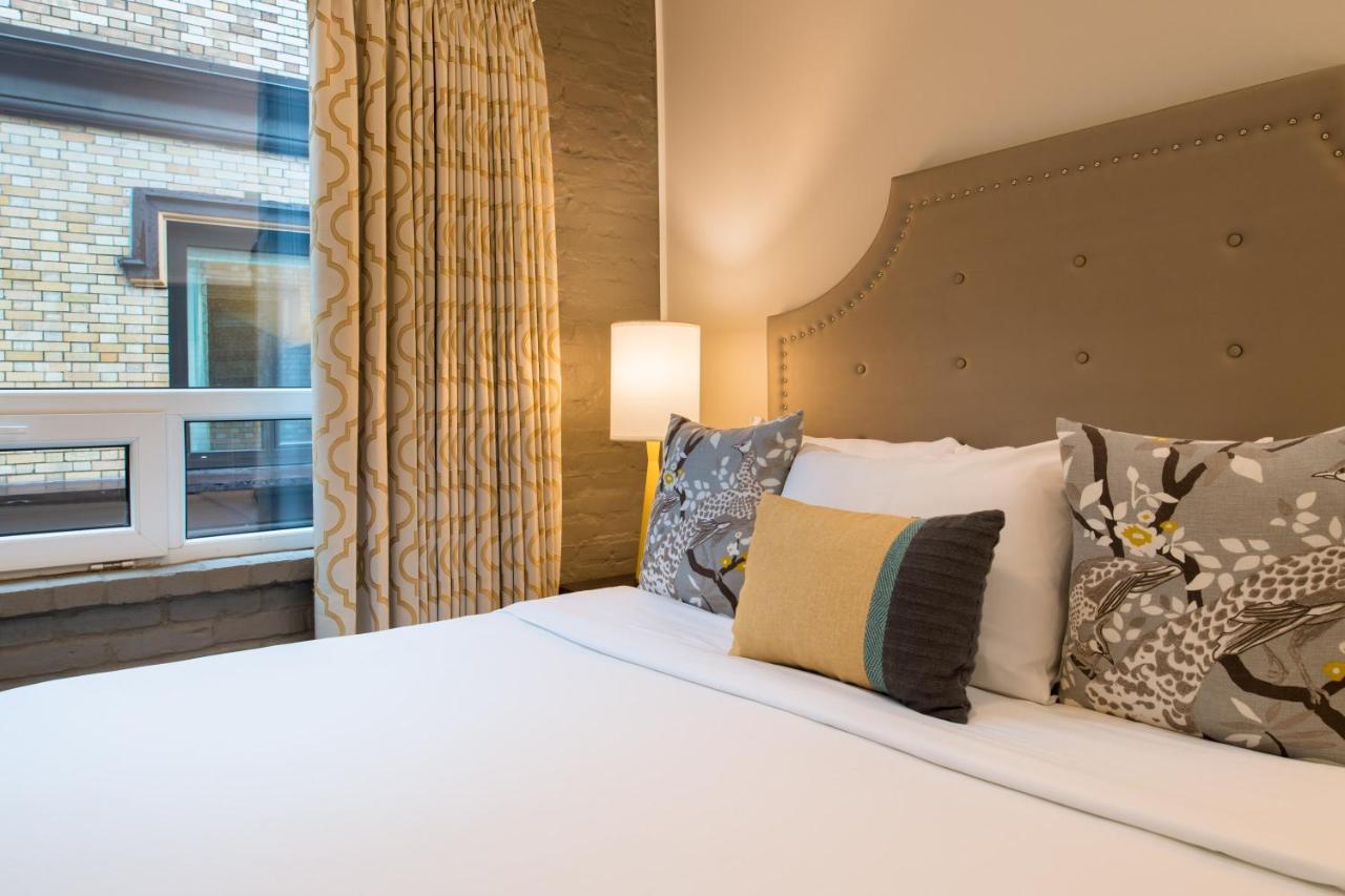 Executive King Suite at Mark Spencer Hotel