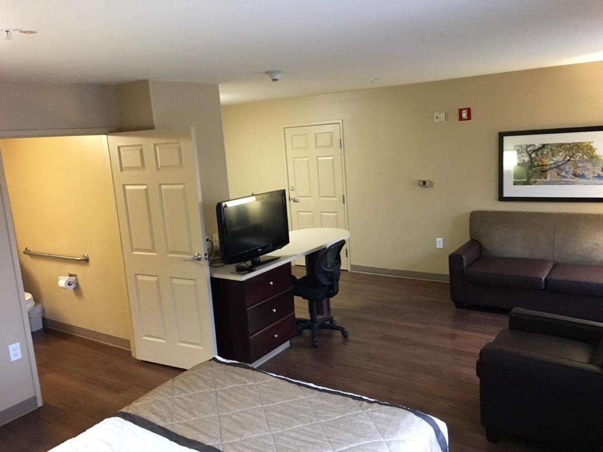 Deluxe Studio - Disability Access/Non-Smoking at Extended Stay America Suites Columbus Polaris