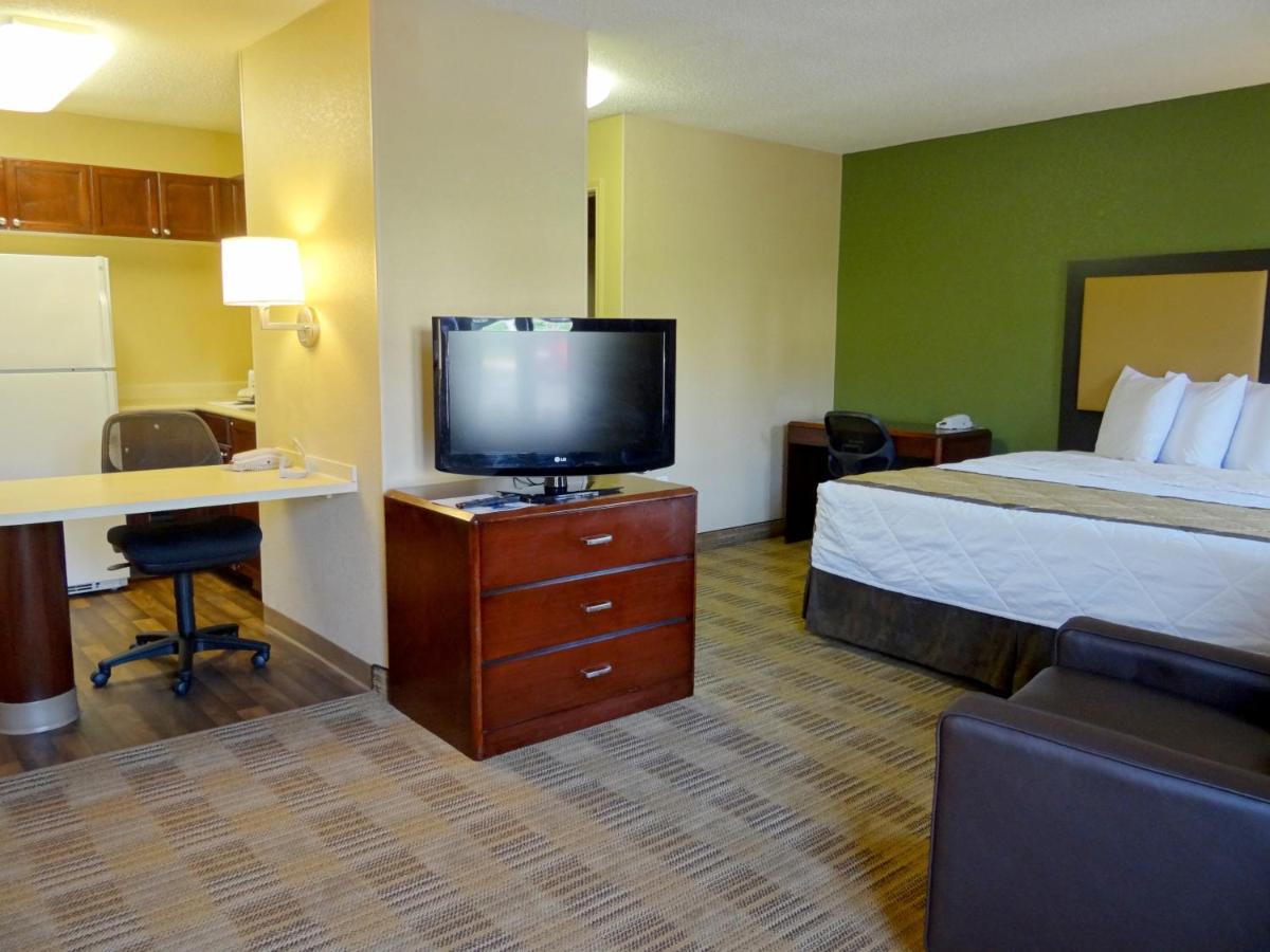 Deluxe Studio with 1 King Bed - Non Smoking at Extended Stay America Suites Dallas Plano