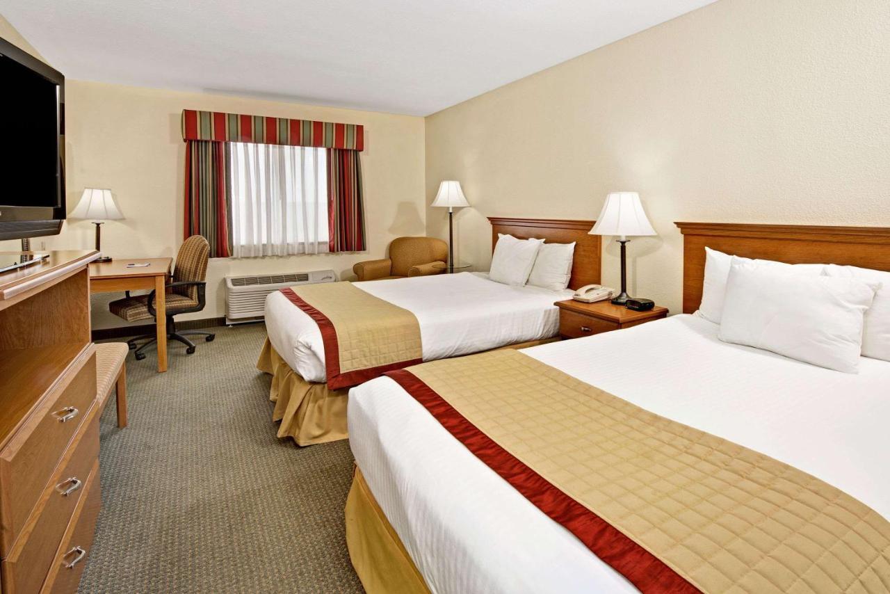Double Room with Two Double Beds - Non-Smoking at Baymont by Wyndham Indianapolis