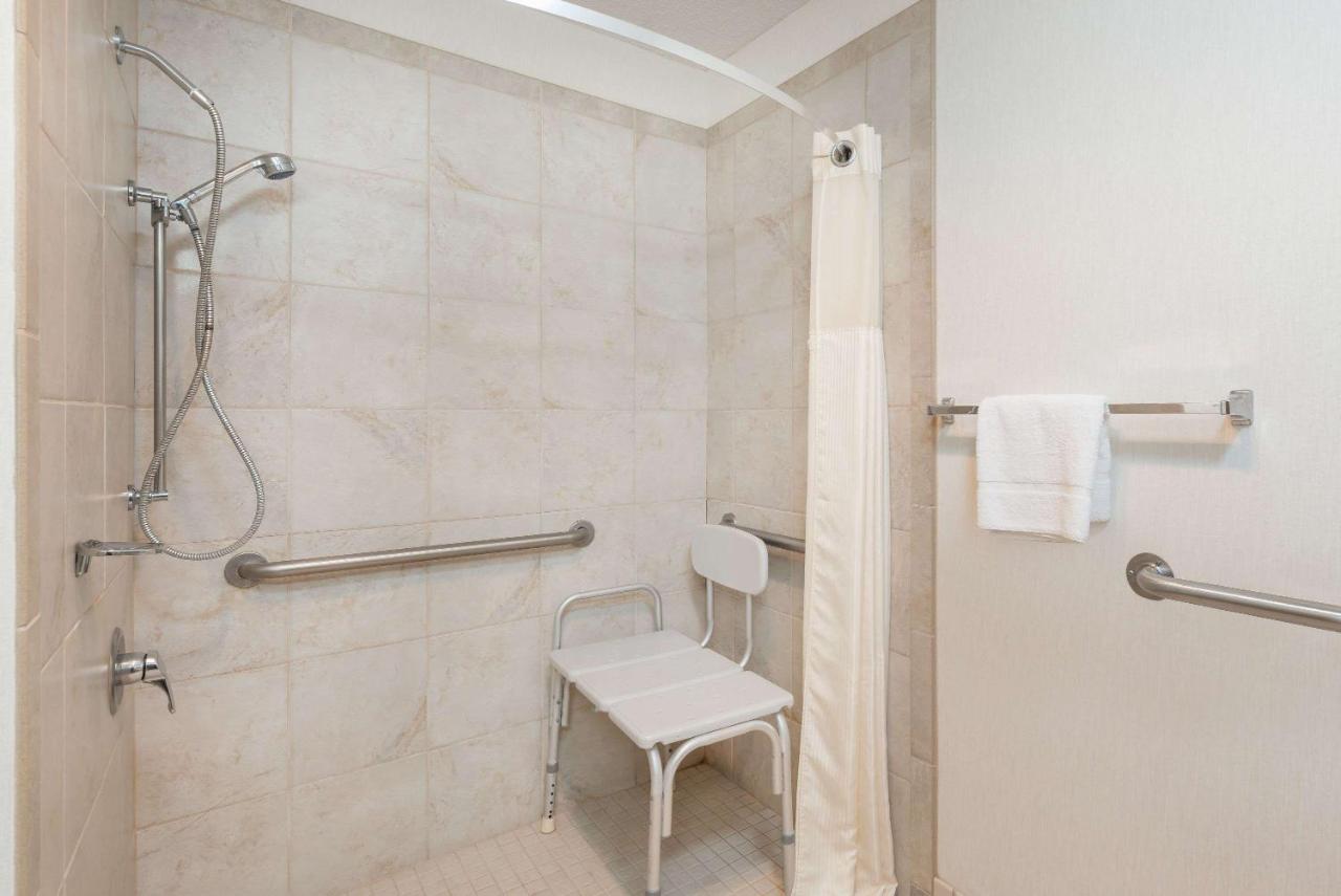 King Room - Disability Access/Non-Smoking at Baymont by Wyndham Hot Springs