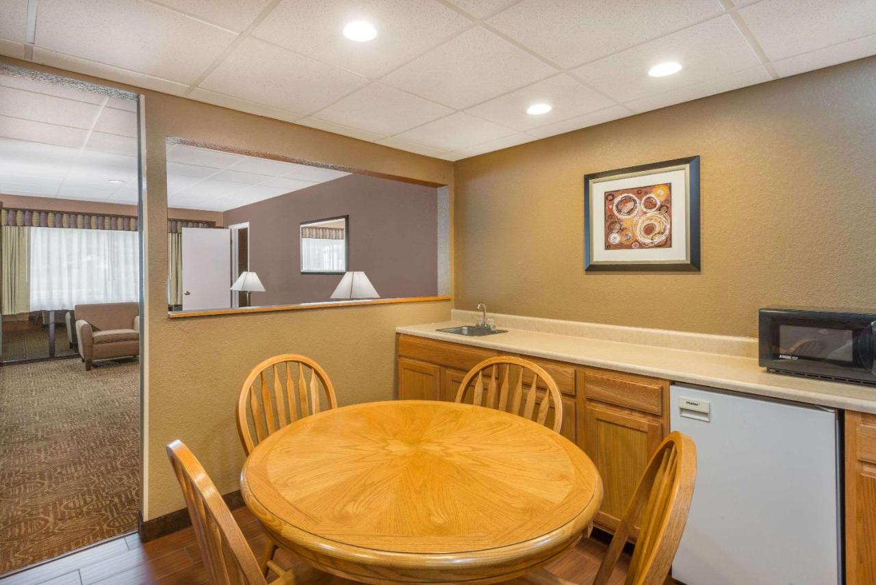 Two-Bedroom Suite - Non-Smoking at Ramada Hotel & Conference Center by Wyndham Paintsville