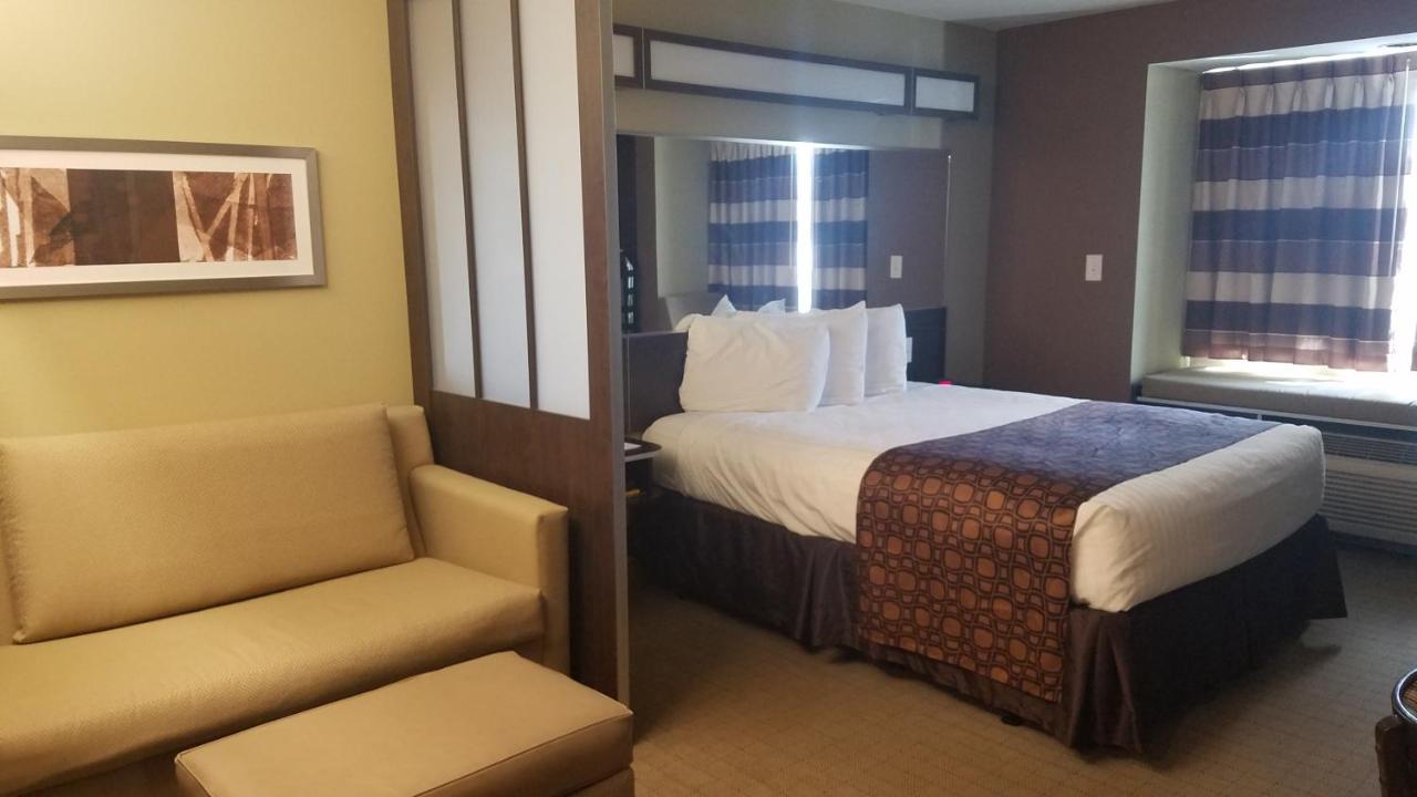 Queen Studio Suite - Hearing and Mobility Accessible/Non-Smoking at Microtel Inn & Suites by Wyndham Shelbyville