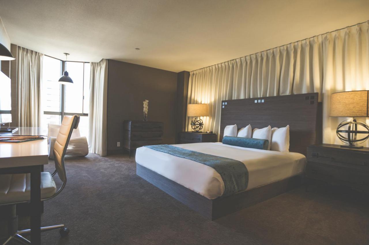 Executive King Room - Non-Smoking at Whitney Peak Hotel Reno, Tapestry Collection by Hilton