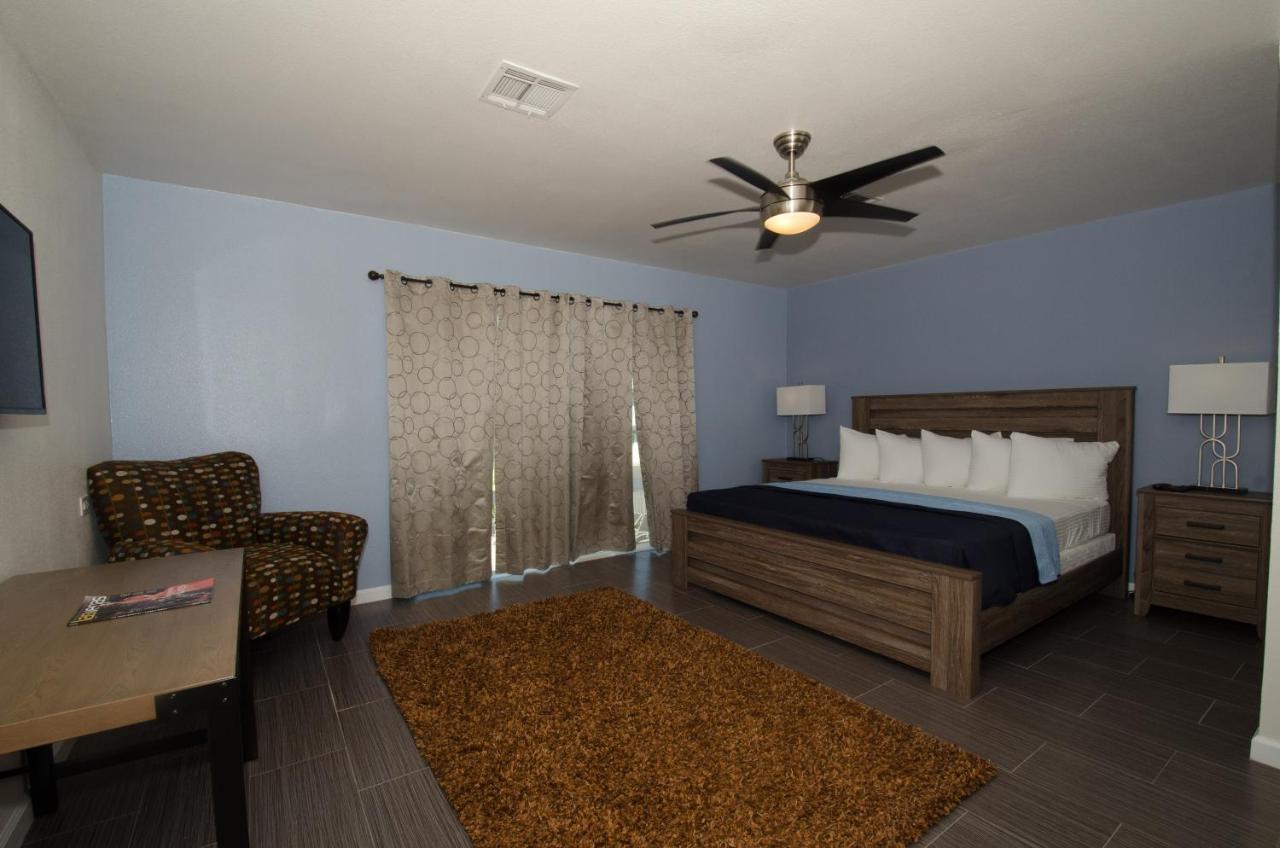 Pool Suite at Thunderbird Hotel